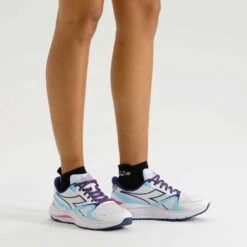 Diadora Women's Mythos Blushield Vortice 8 Running Shoe - White/Blueprint- Regular (B) -BROOKS Sales Shop 101.179080 C4127 CV