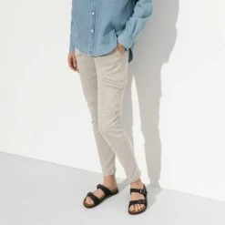 Birkenstock Women's Sierra Oiled Leather Sandal - Black - Regular/Wide 15 Birkenstock Women's Sierra Oiled Leather Sandal - Black - Regular/Wide -BROOKS Sales Shop 1018704 f look f