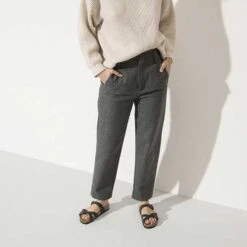 Birkenstock Women's Franca Oiled Leather Sandals- Black- Regular/Wide -BROOKS Sales Shop 1021112 f look f