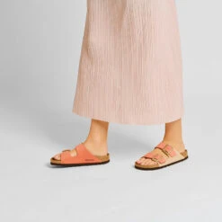 Birkenstock Women's Arizona Nubuck Sandal - Mars/Sandcastle - Regular (B) -BROOKS Sales Shop 1025757 f look f