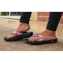 OOfos Women's OOlala Luxe Sandal - Horizon - Regular (B) -BROOKS Sales Shop Artboard5 932x680 7ebb4fd6 065c 40c0 941b 58ad1485562d