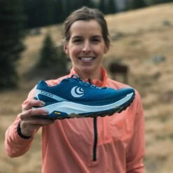 Topo Athletic Women's Ultraventure 3 Trail Running Shoe -Navy/Blue- Regular (B) -BROOKS Sales Shop W060.Navy Blue 10