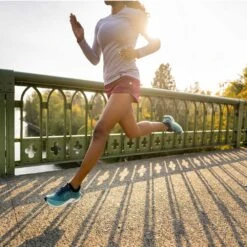 Topo Athletic Women's Cyclone 2 Running Shoe- Ocean/Mint- Regular (B) -BROOKS Sales Shop W061.Ocean Mint 10